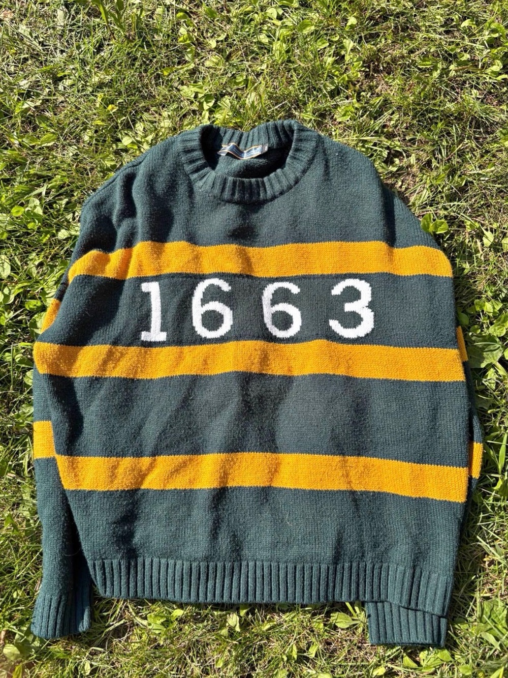 Vintage green & yellow knit sweater